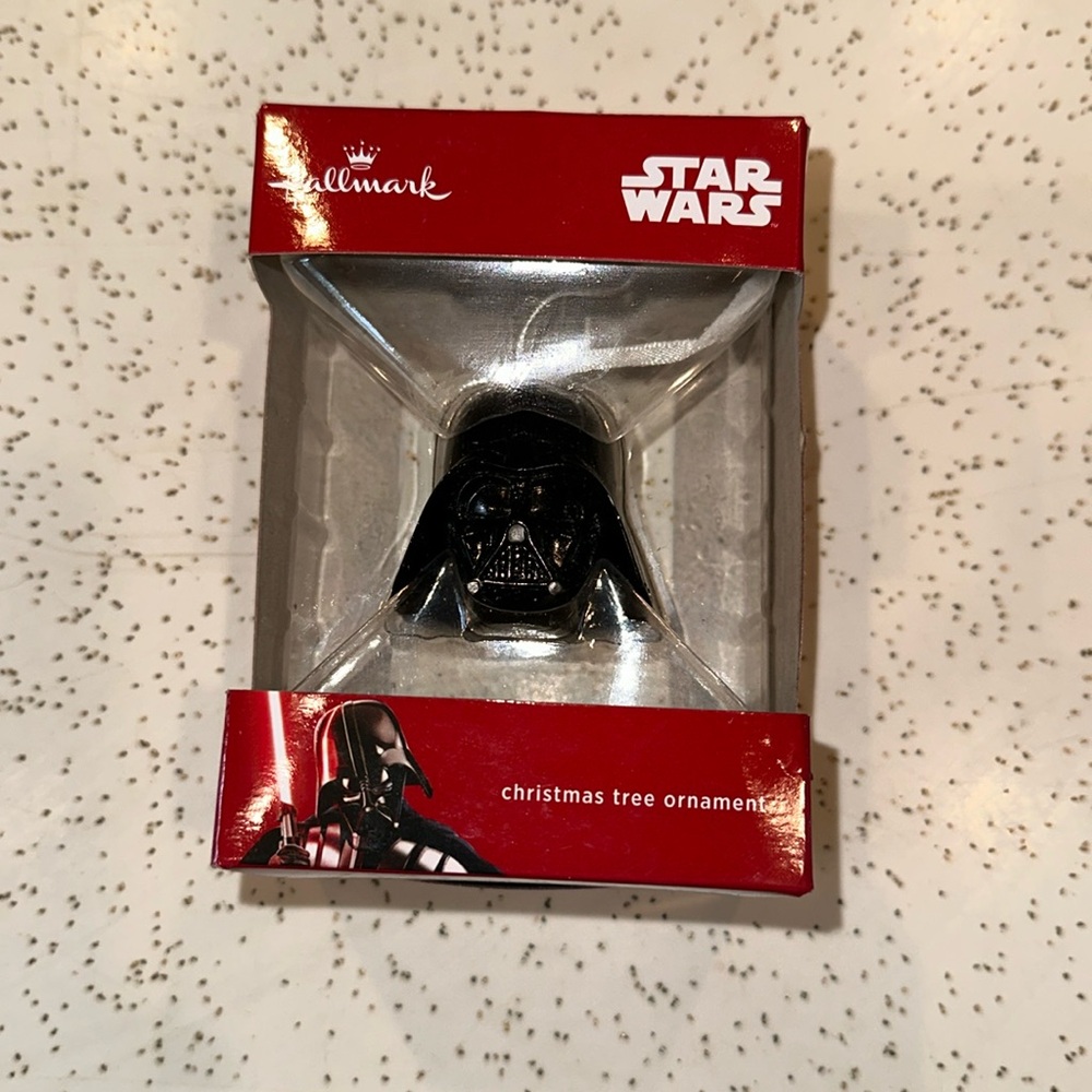 Vintage Darth Vader Hallmark holiday ornament! New in box!